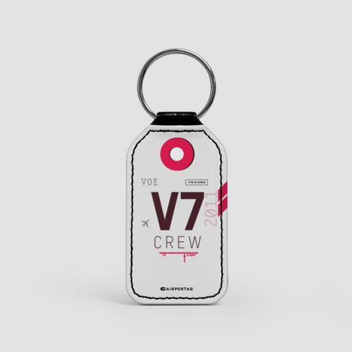 V7 - Leather Keychain