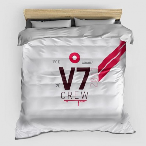 V7 - Comforter